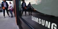 Samsung ratificou o fracasso completo deste produto ao pedir aos milhões de usuários no mundo todo que o desligue o aparelho como medida de segurança