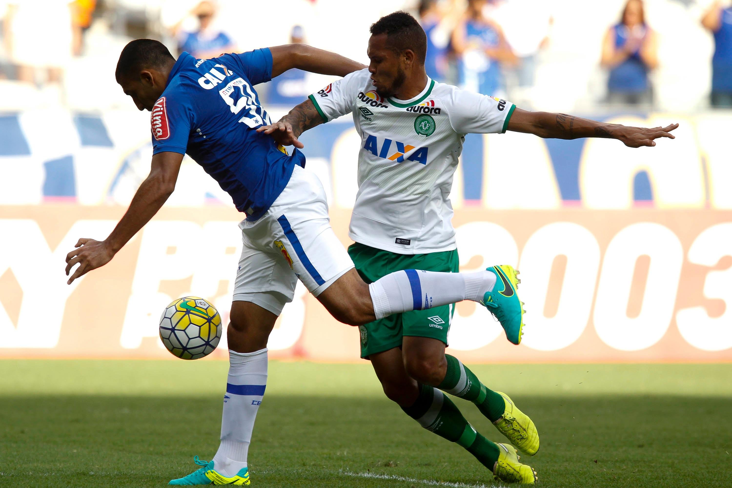 Chapecoense segura o Cruzeiro no Mineir&atilde;o