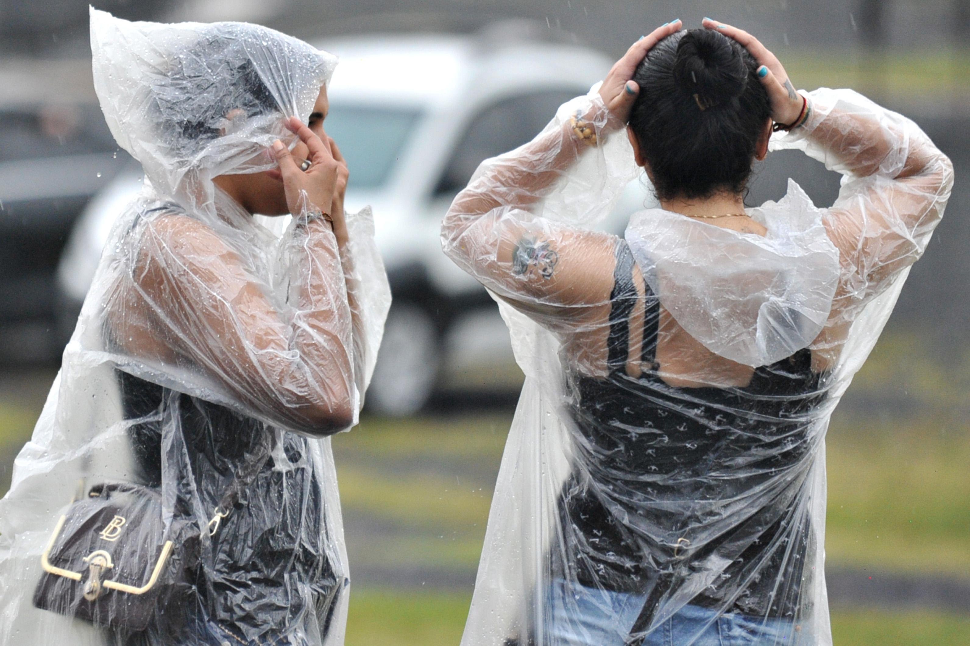 Semana come&ccedil;ar&aacute; com chuva em todas as regi&otilde;es do Estado