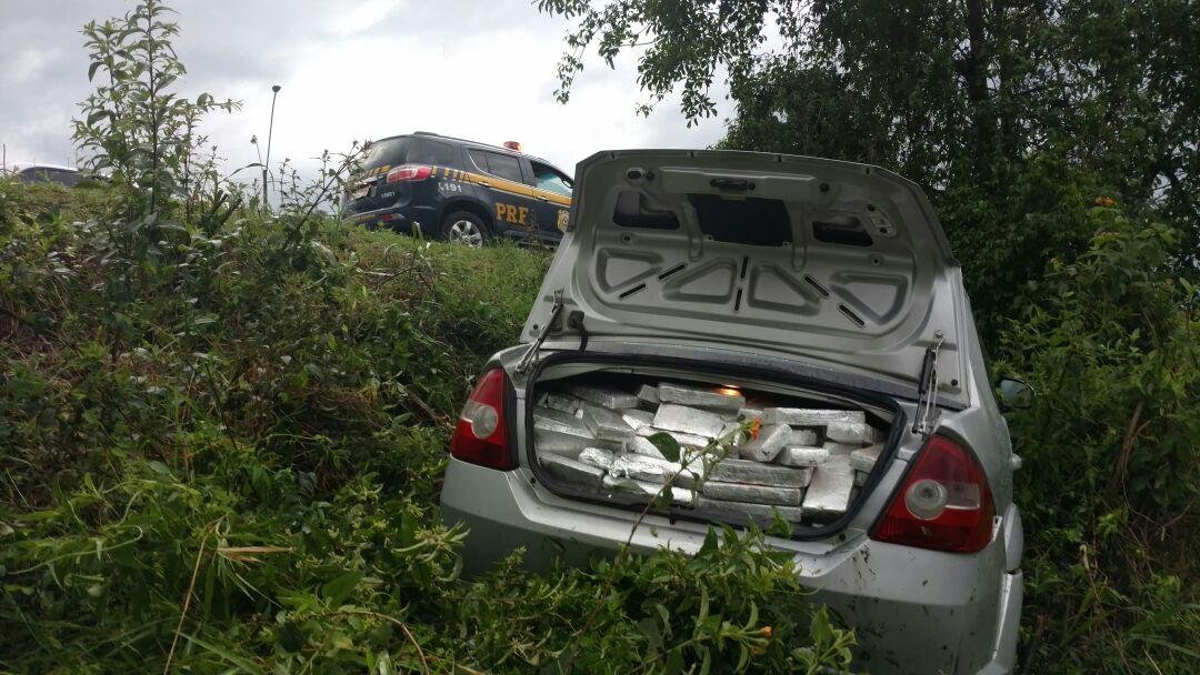 Apreendidos 400 kg de maconha na BR 386, em Lajeado