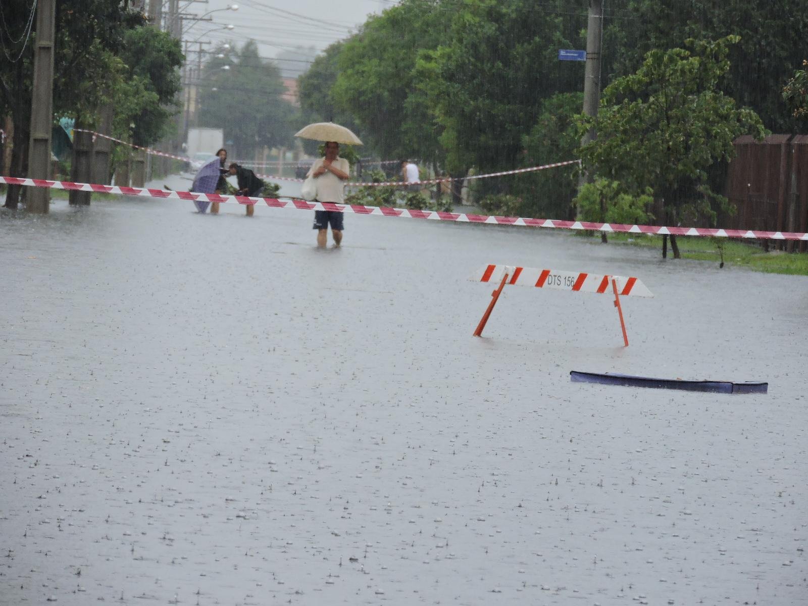 Em 12 horas, chuva em Canoas ultrapassa m&eacute;dia do m&ecirc;s