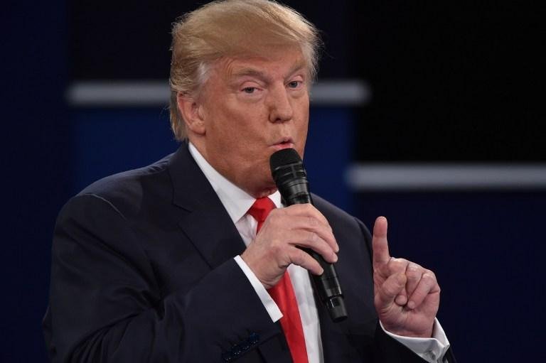 Candidato republicano &agrave; presid&ecirc;ncia dos EUA disse ainda que a m&iacute;dia conspira a favor de Hillary Clinton 