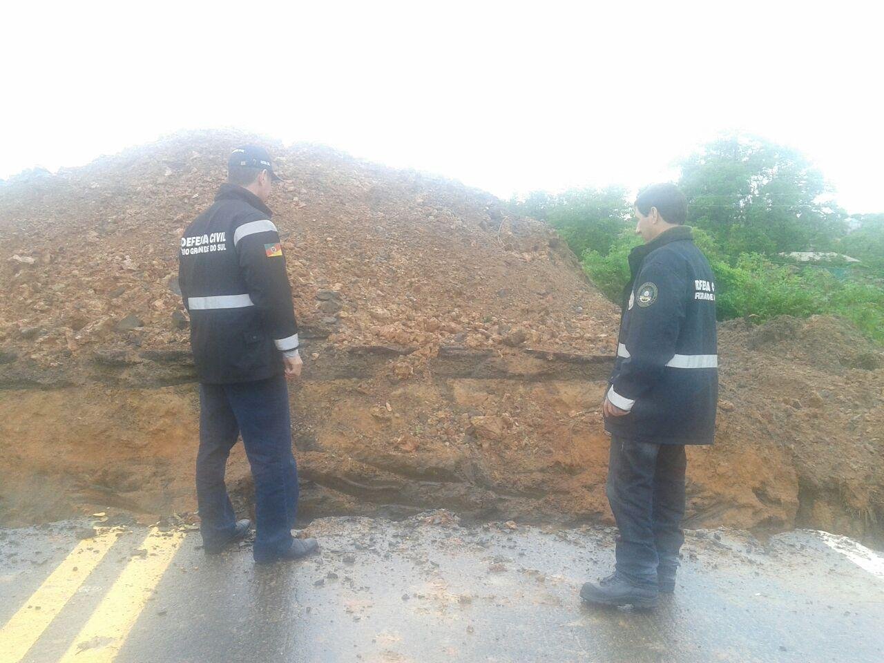 Pantano Grande foi uma das cidades mais prejudicadas devido a intensidade da chuva que causou estragos na estrada