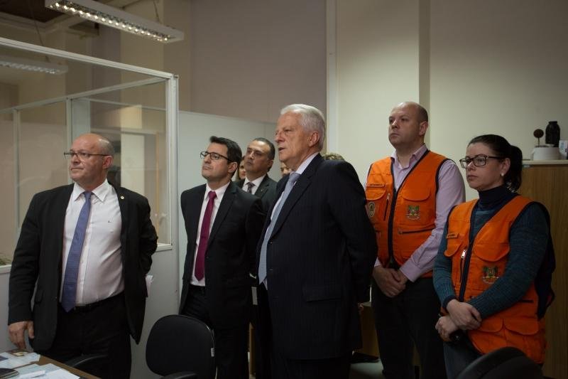 Cairoli se reuniu com integrantes da Defesa Civil Estadual 