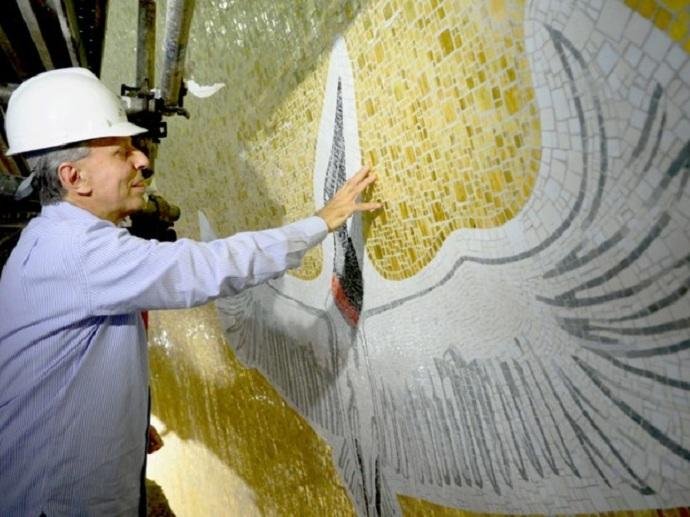 Considerado o mais importante artista sacro brasileiro, Pastro tinha 68 anos