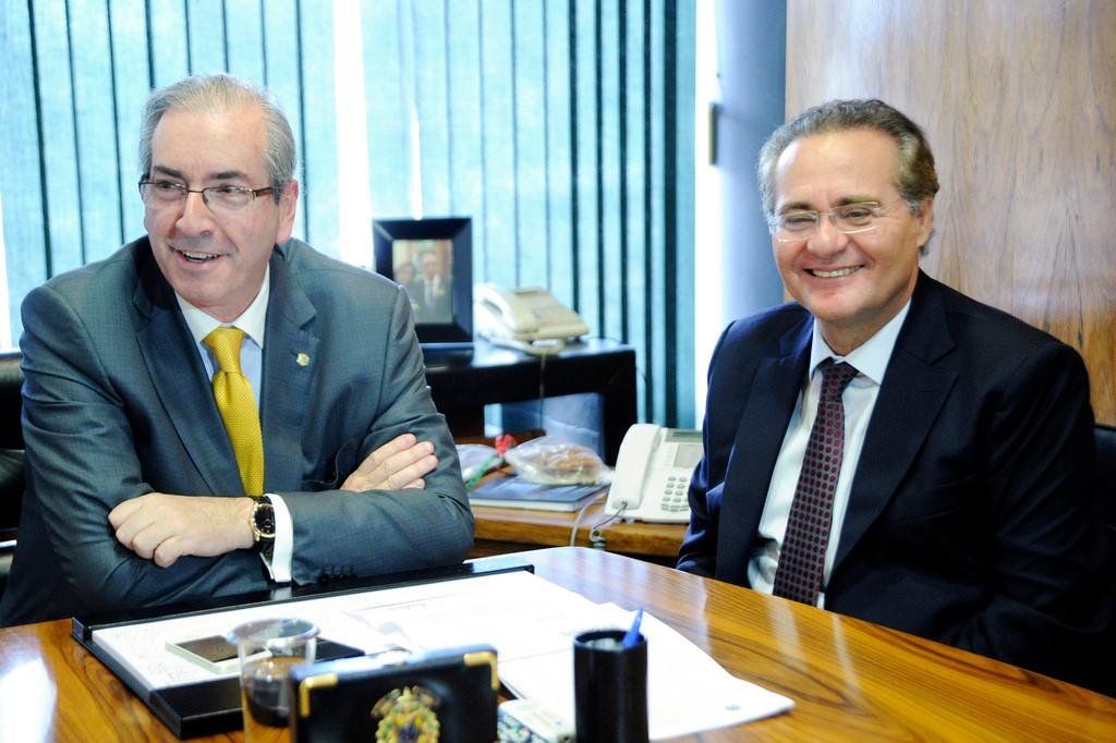 Renan se negou a responder sobre o companheiro de partido Eduardo Cunha
