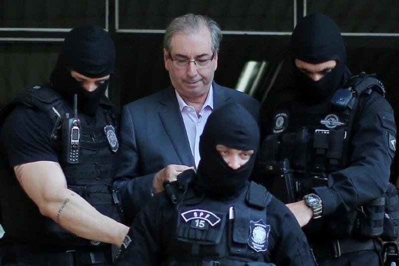 Cunha entra com pedido de liberdade e defesa n&atilde;o descarta dela&ccedil;&atilde;o