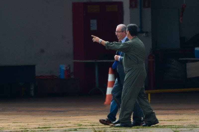 Diretor da Pol&iacute;cia do Senado confirma varredura na resid&ecirc;ncia oficial de Cunha