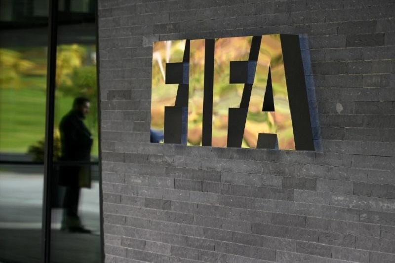 Fifa multa Federa&ccedil;&atilde;o Espanhola por contrata&ccedil;&atilde;o de menores de idade