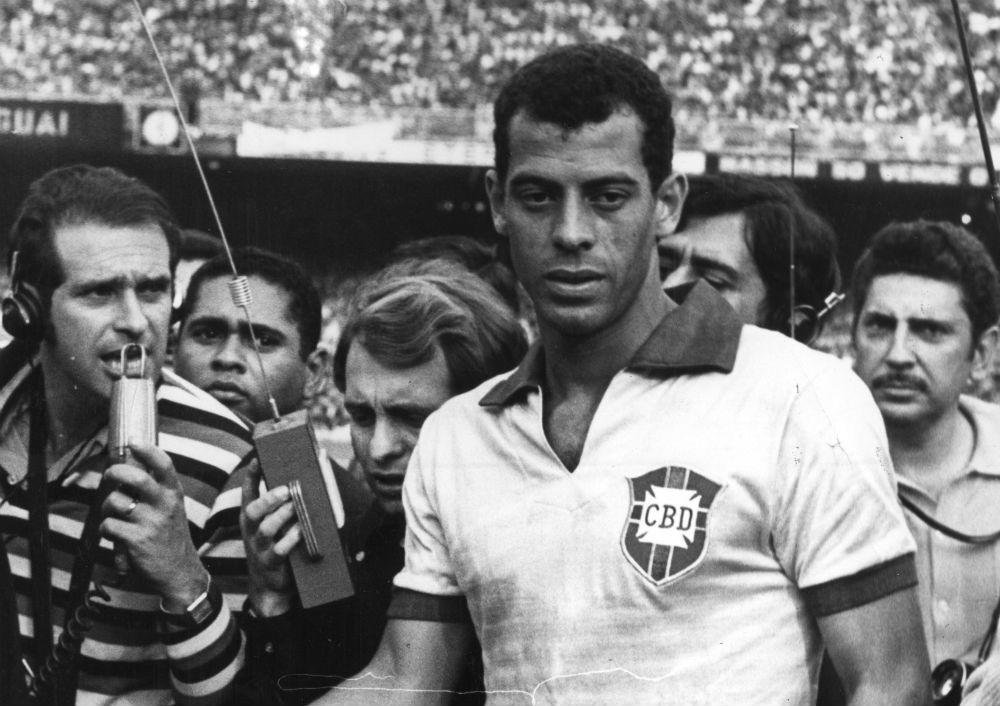 Carlos Alberto Torres morreu v&iacute;tima de um ataque card&iacute;aco fulminante nesta ter&ccedil;a-feira