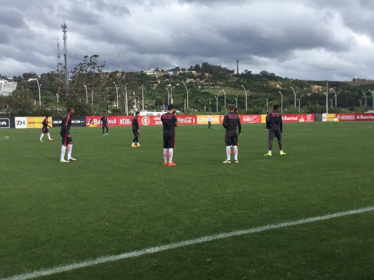 Elenco do Inter treinou na tarde desta quinta-feira