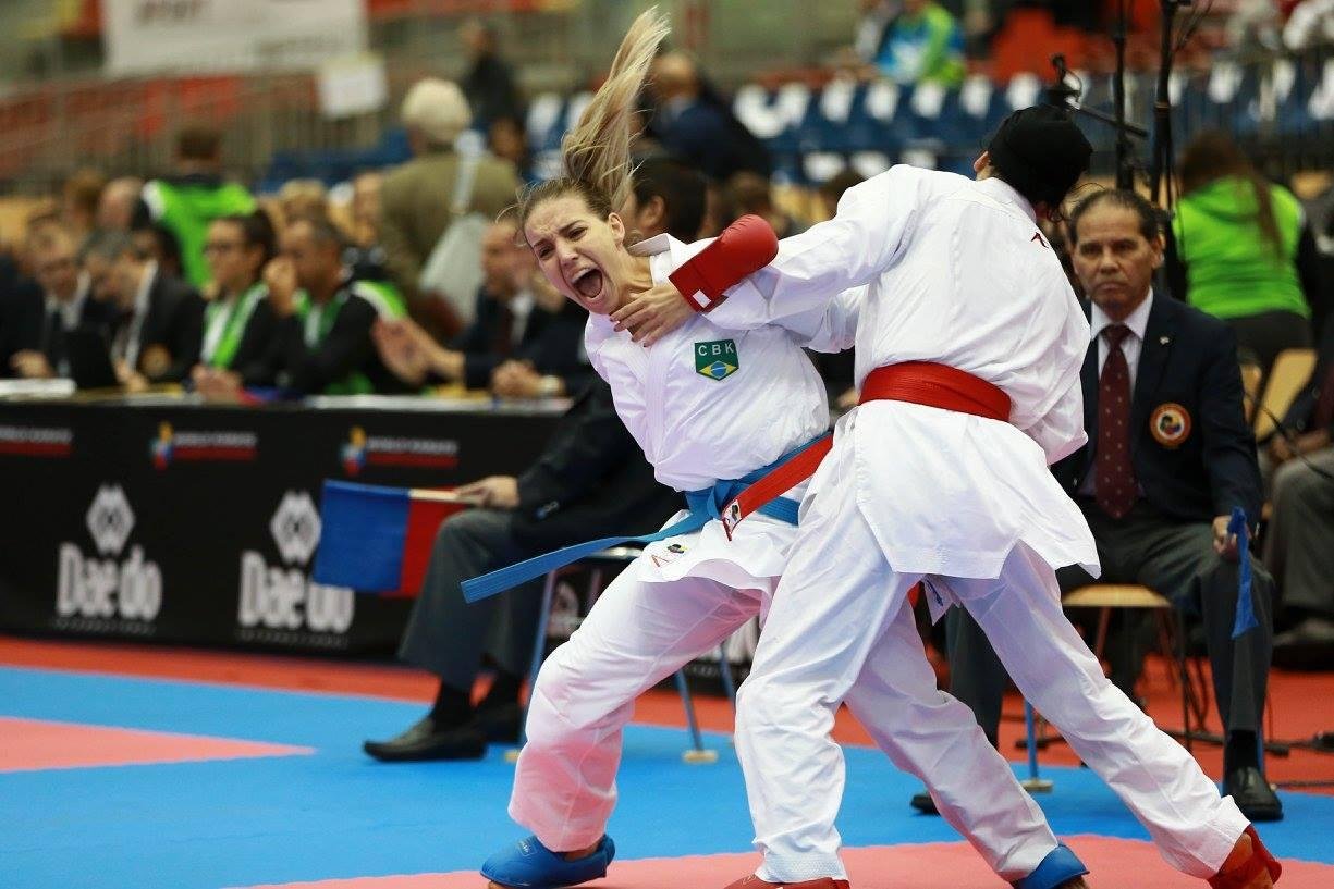 Val&eacute;ria Kumizaki garantiu lugar na final do Mundial da &Aacute;ustria