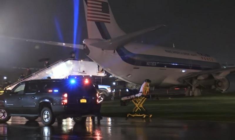 Avi&atilde;o de vice de Trump sai da pista em Nova Iorque
