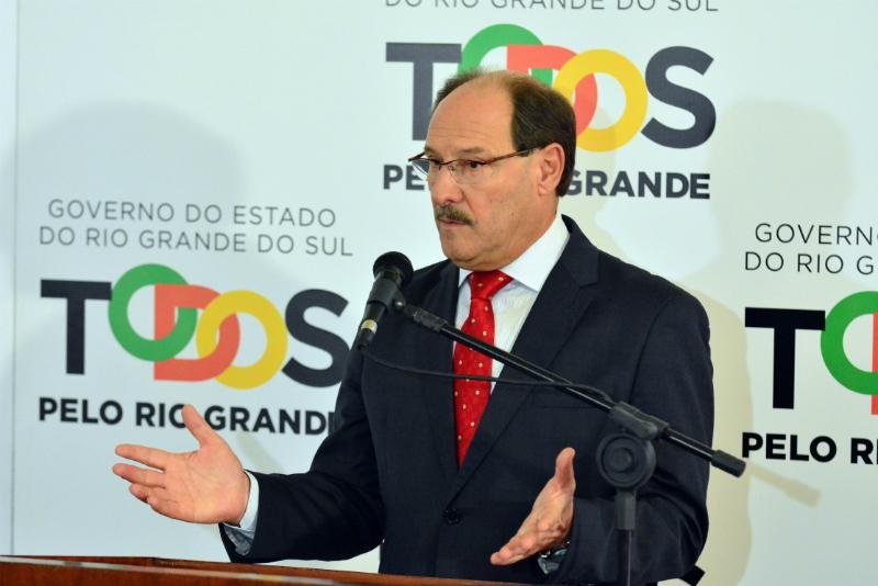 Governo Sartori parcelar&aacute; sal&aacute;rios pelo nono m&ecirc;s consecutivo