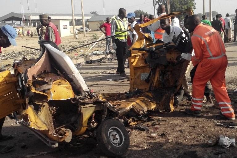 Explos&otilde;es n&atilde;o foram reivindicadas, mas correspondem ao modus operandi do Boko Haram