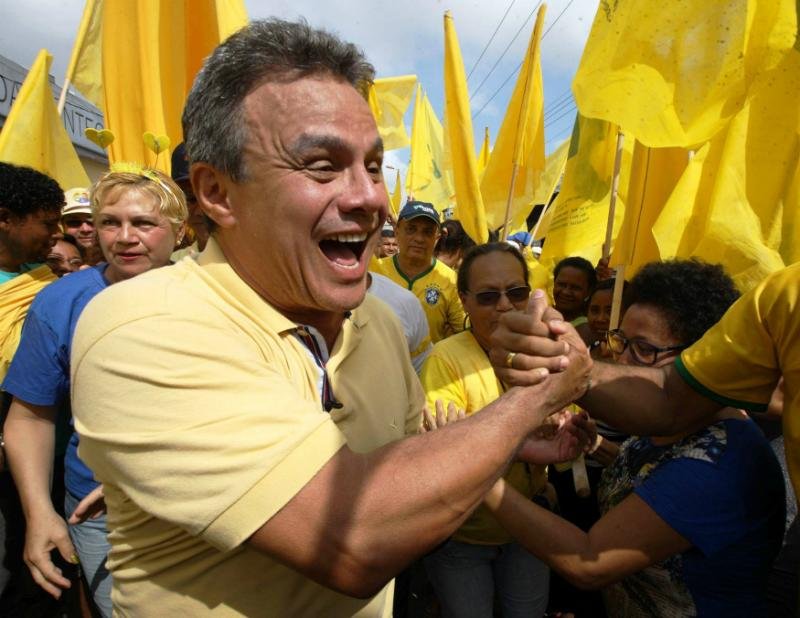 Tucano ganhou disputa com 52,18% dos votos v&aacute;lidos