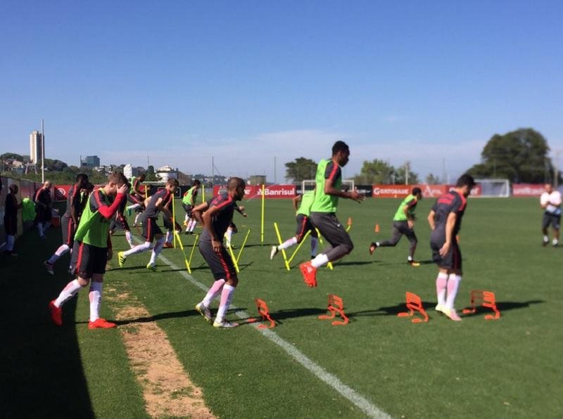 Roth encaminha Inter com volta de Seijas e tr&ecirc;s titulares