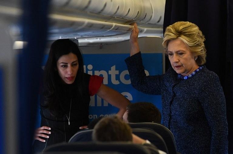 FBI tem autoriza&ccedil;&atilde;o da Justi&ccedil;a para investigar assessora de Hillary