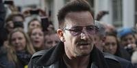 Campanha de Bono joga luz para mulheres pobres com pouco acesso à educação ao redor do mundo