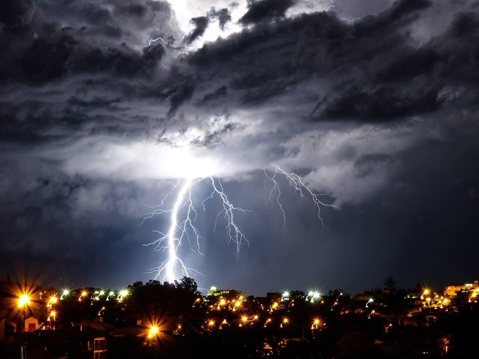 Temporais deixam cidades ga&uacute;chas em alerta at&eacute; esta quarta