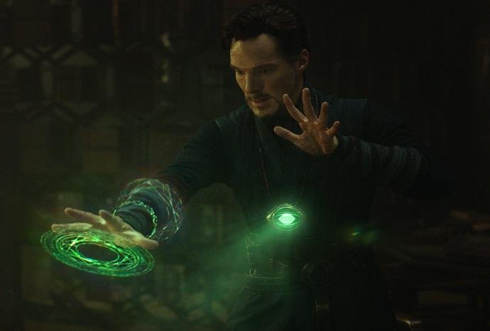 O ator Benedict Cumberbatch interpreta o personagem Doutor Estranho, adaptado de hist&oacute;rias em quadrinhos