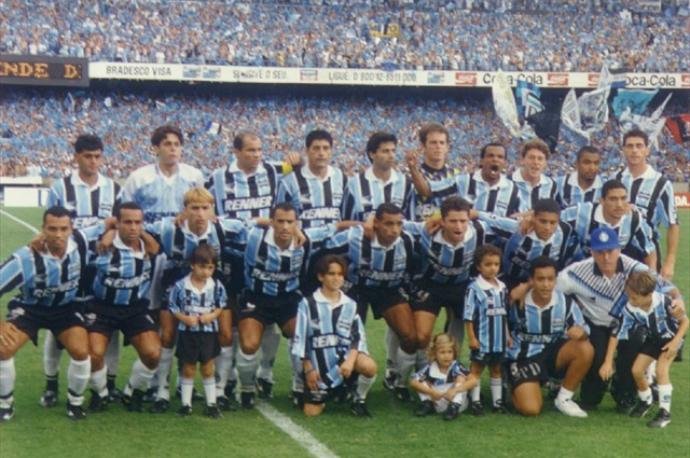 Gr&ecirc;mio voltar&aacute; a jogar final em casa ap&oacute;s 20 anos