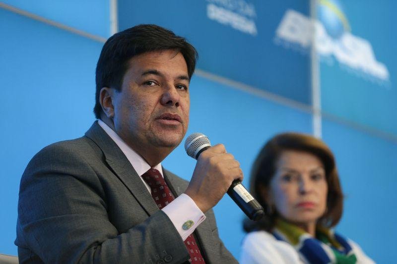 Mendon&ccedil;a Filho minimizou impacto de ocupa&ccedil;&otilde;es e protestos contra medidas e projetou "apoio da maioria"