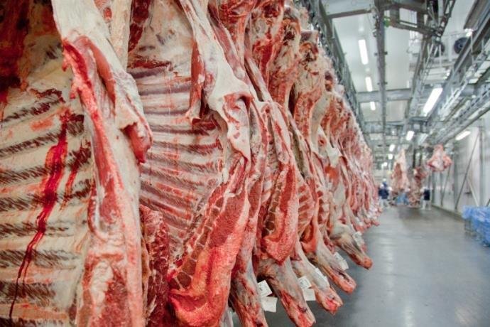 Carne foi principal inimigo e apresentou alta de 3,16% 