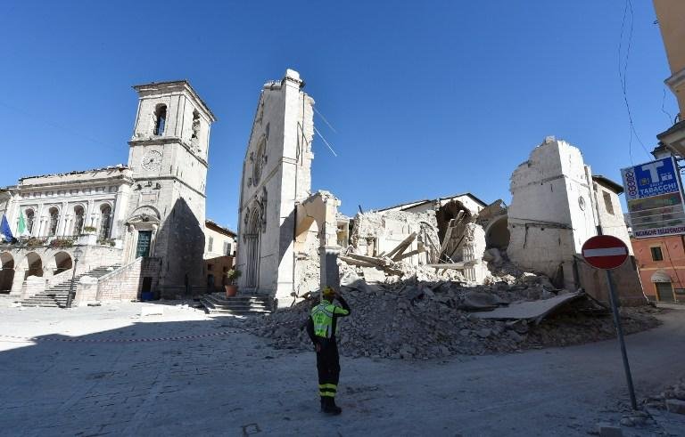 Novo terremoto atinge regi&atilde;o central da It&aacute;lia