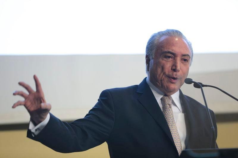 Temer diz n&atilde;o estar preocupado com poss&iacute;vel dela&ccedil;&atilde;o de Cunha