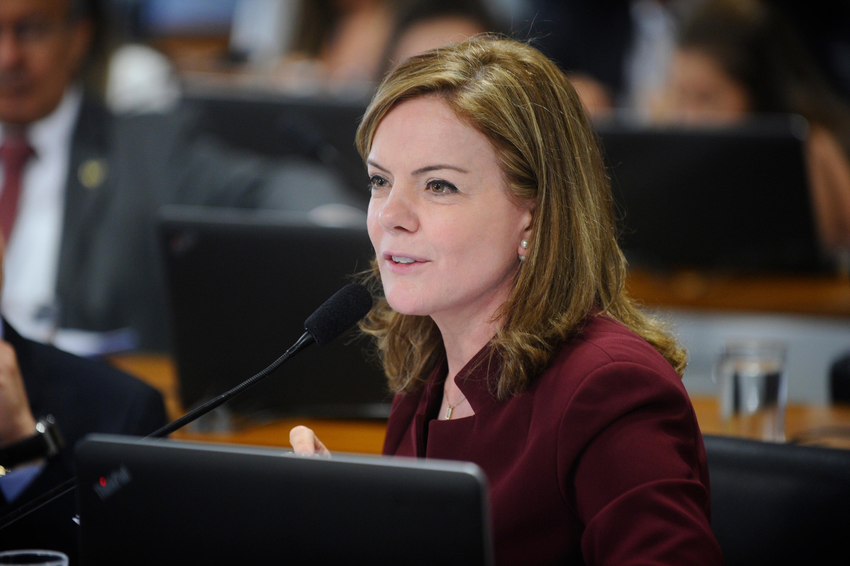 Senadora e marido, o ex-ministro Paulo Bernardo, j&aacute; s&atilde;o r&eacute;us no STF por corrup&ccedil;&atilde;o e lavagem de dinheiro