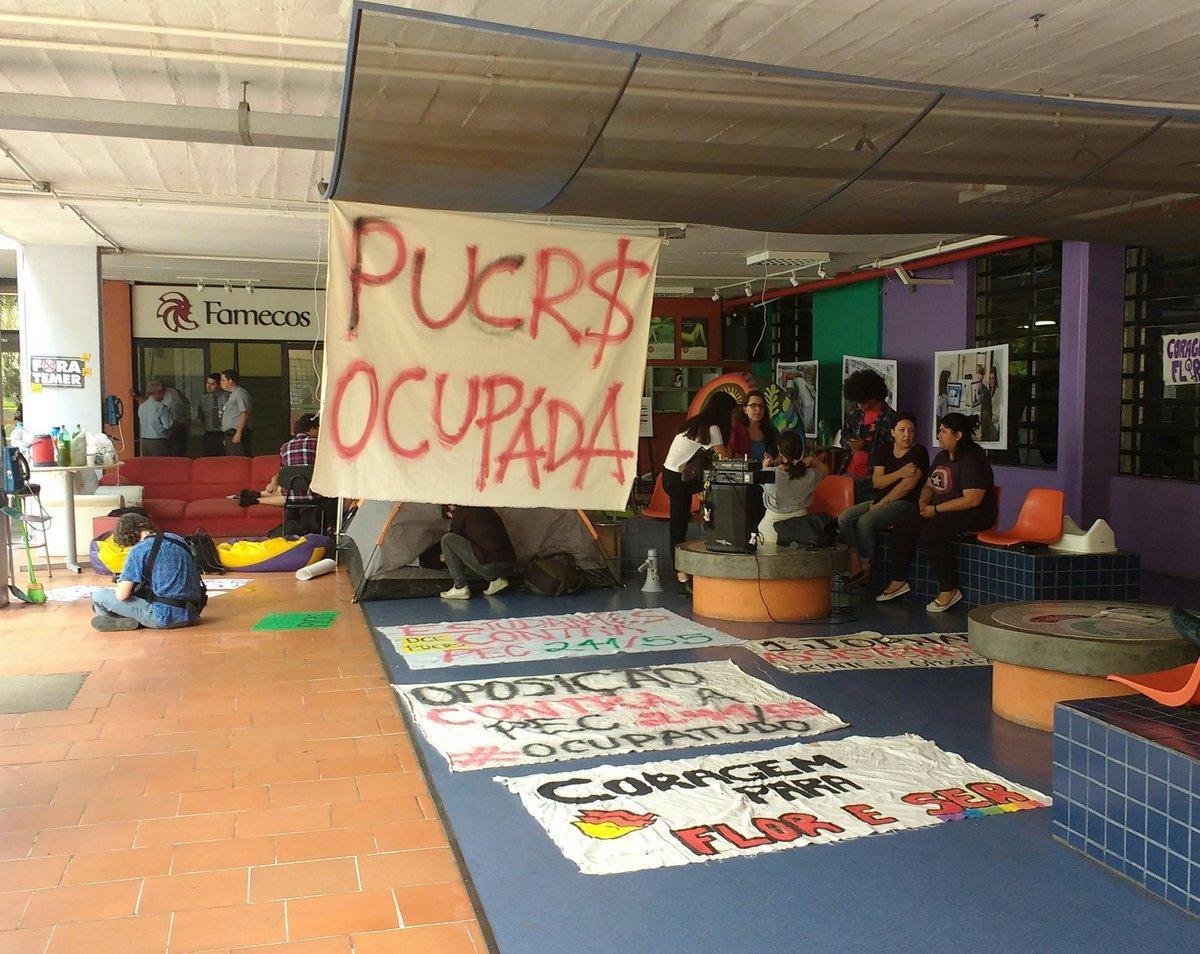 Por falta de qu&oacute;rum, assembleia geral n&atilde;o votou propostas de novas ocupa&ccedil;&otilde;es na universidade