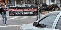 Servidores de Cachoeirinha realizaram pedágio solidário nesta sexta-feira