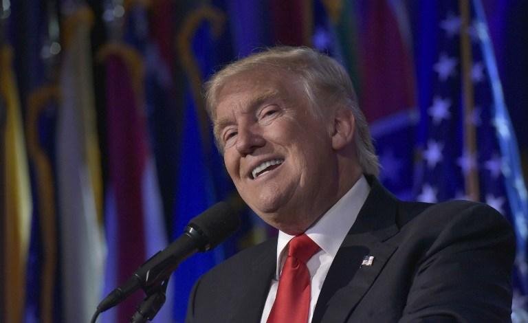 Trump forma gabinete e gera pol&ecirc;mica por figura de extrema-direita
