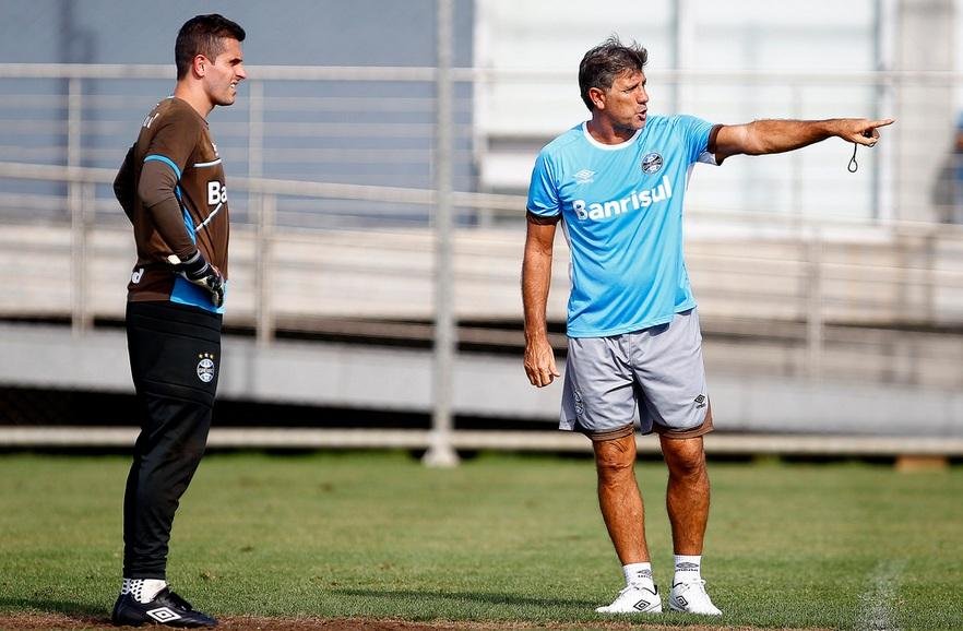 Grohe prega foco no Brasileir&atilde;o para evitar ansiedade na Copa do Brasil 