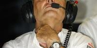 Ron Dennis deixa a McLaren