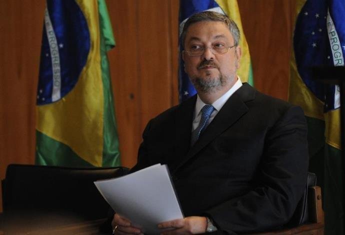 STJ nega novo pedido para soltar Palocci