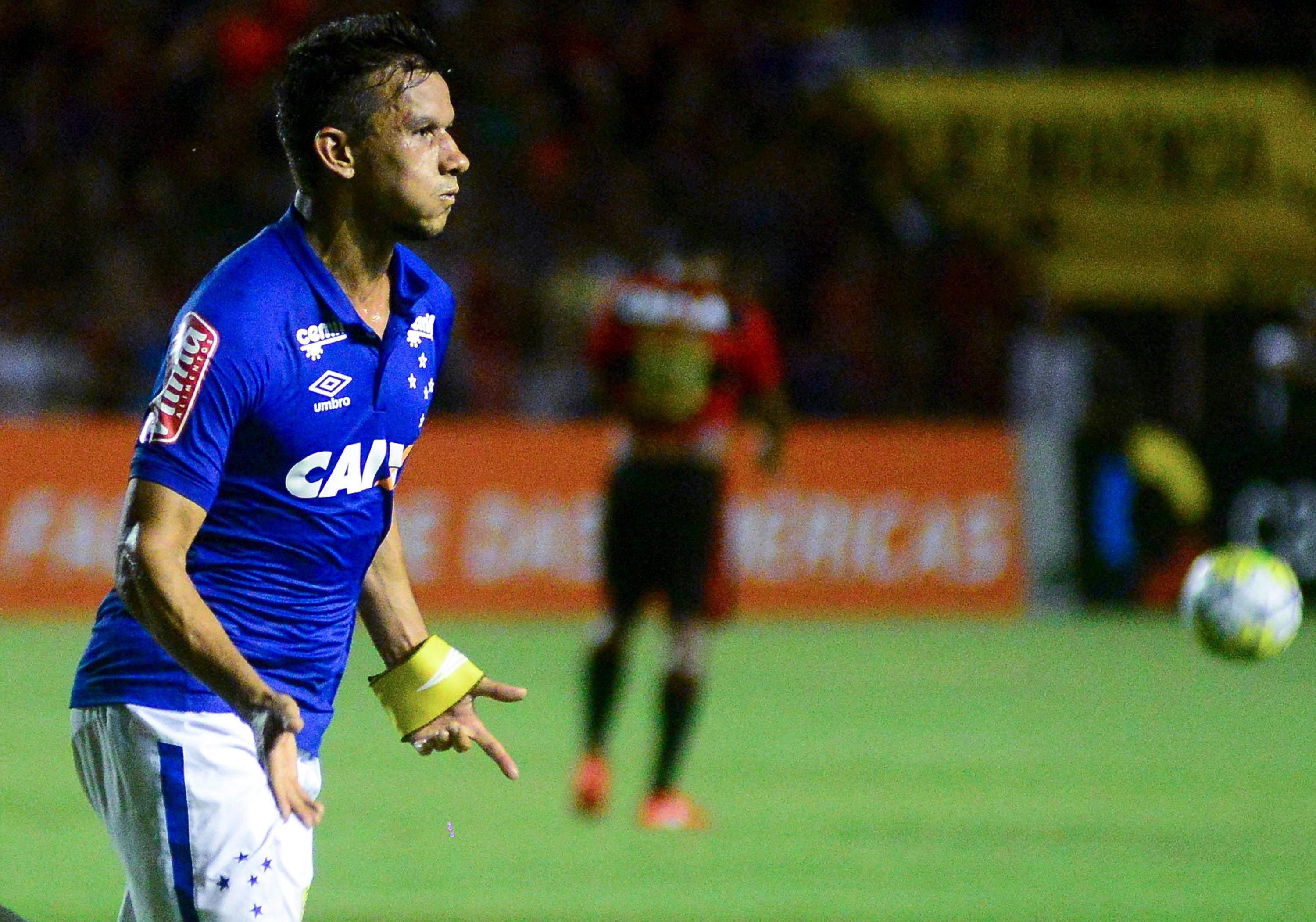 Com vit&oacute;ria de 1 a 0, mineiros chegaram a 47 pontos