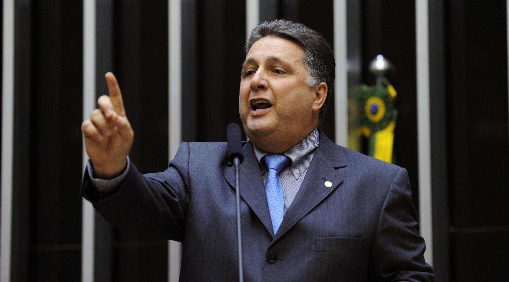Garotinho acredita que est&aacute; acima da lei e da ordem, diz juiz