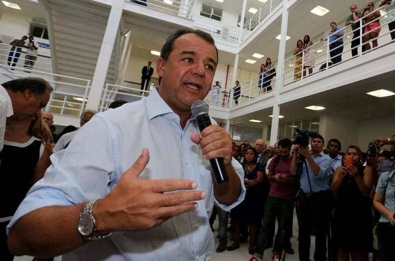 Ex-governador do RJ foi preso nesta quinta-feira sob duas ordens de pris&atilde;o