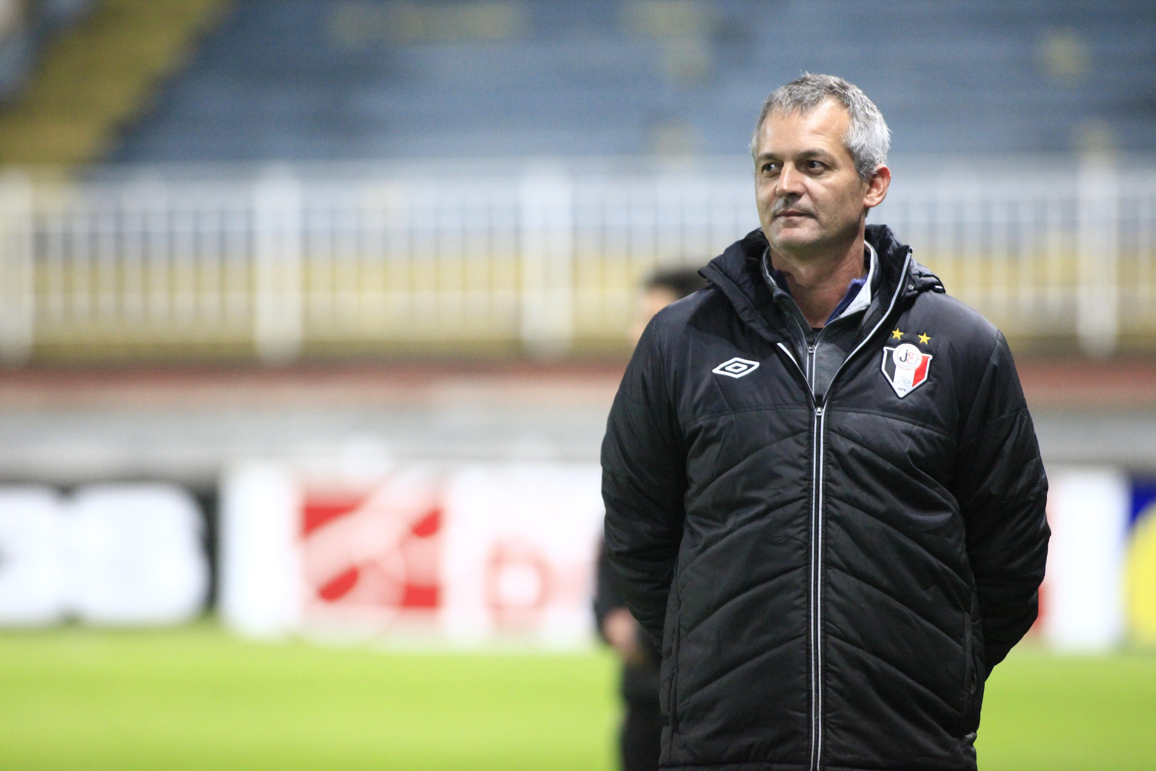Treinador assume para as tr&ecirc;s &uacute;ltimas partidas do Brasileir&atilde;o