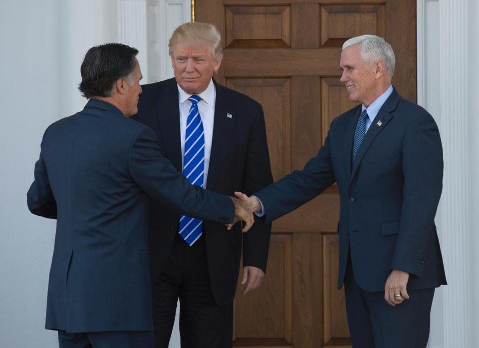 Trump pode indicar ex-desafeto Romney &agrave; secretaria de Estado