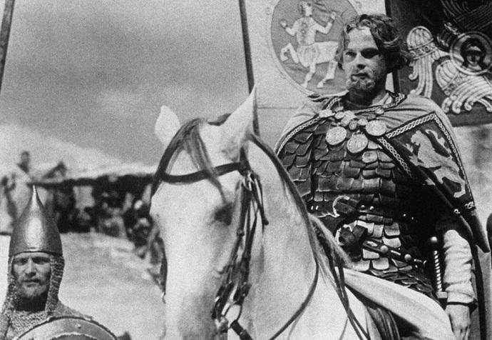 "Aleksandr Nevsky", dirigido por Serguei Eisenstein em 1938, &eacute; um dos cl&aacute;ssicos a serem exibidos