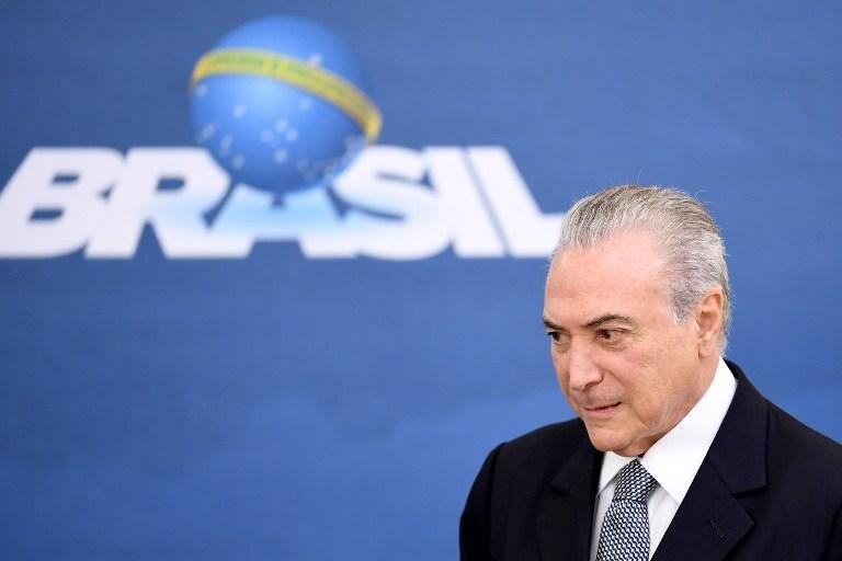 Ex-ministro da Cultura apontou press&atilde;o de Temer para resolver a libera&ccedil;&atilde;o do empreendimento onde Geddel comprou apartamento