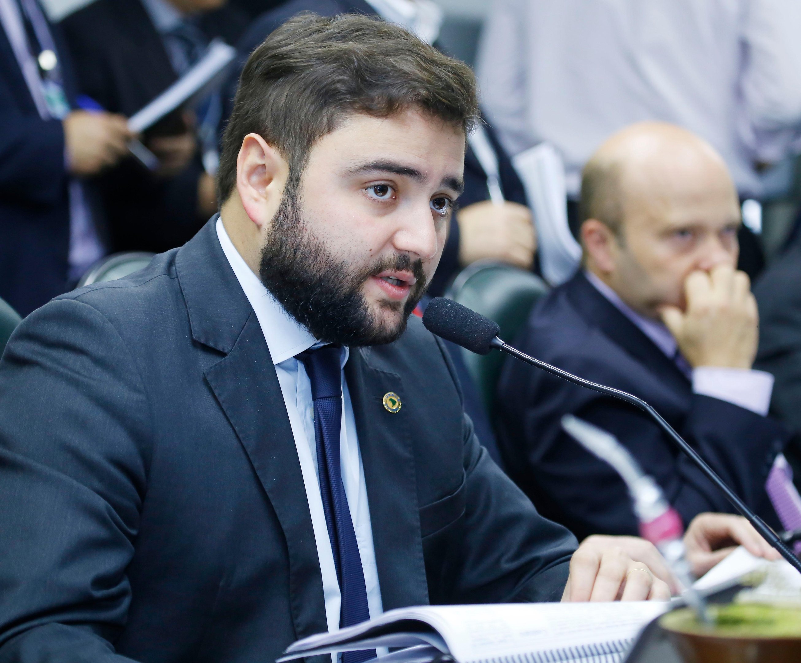 L&iacute;der do governo na Assembleia &eacute; um dos principais articuladores da aprova&ccedil;&atilde;o do pacote