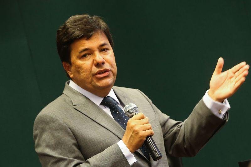 Segundo Mendon&ccedil;a Filho, governo pretende reformular programa 