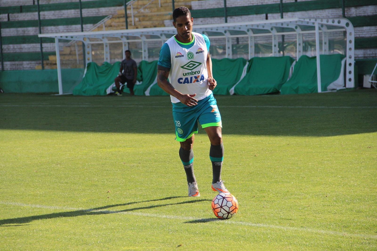 Cleber Santana chegou a Chapecoense em 2015 e fez boa temporada no clube catarinense neste ano