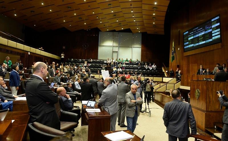 Projeto de lei teve 33 votos favor&aacute;veis e 14 contr&aacute;rios