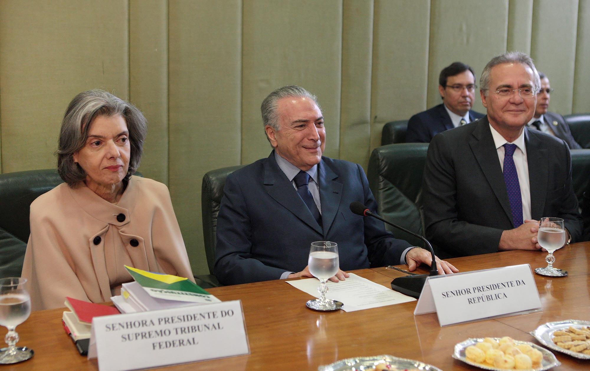 Ministra C&aacute;rmen L&uacute;cia divulgou nota lamentando a aprova&ccedil;&atilde;o do crime de abuso de autoridade para ju&iacute;zes