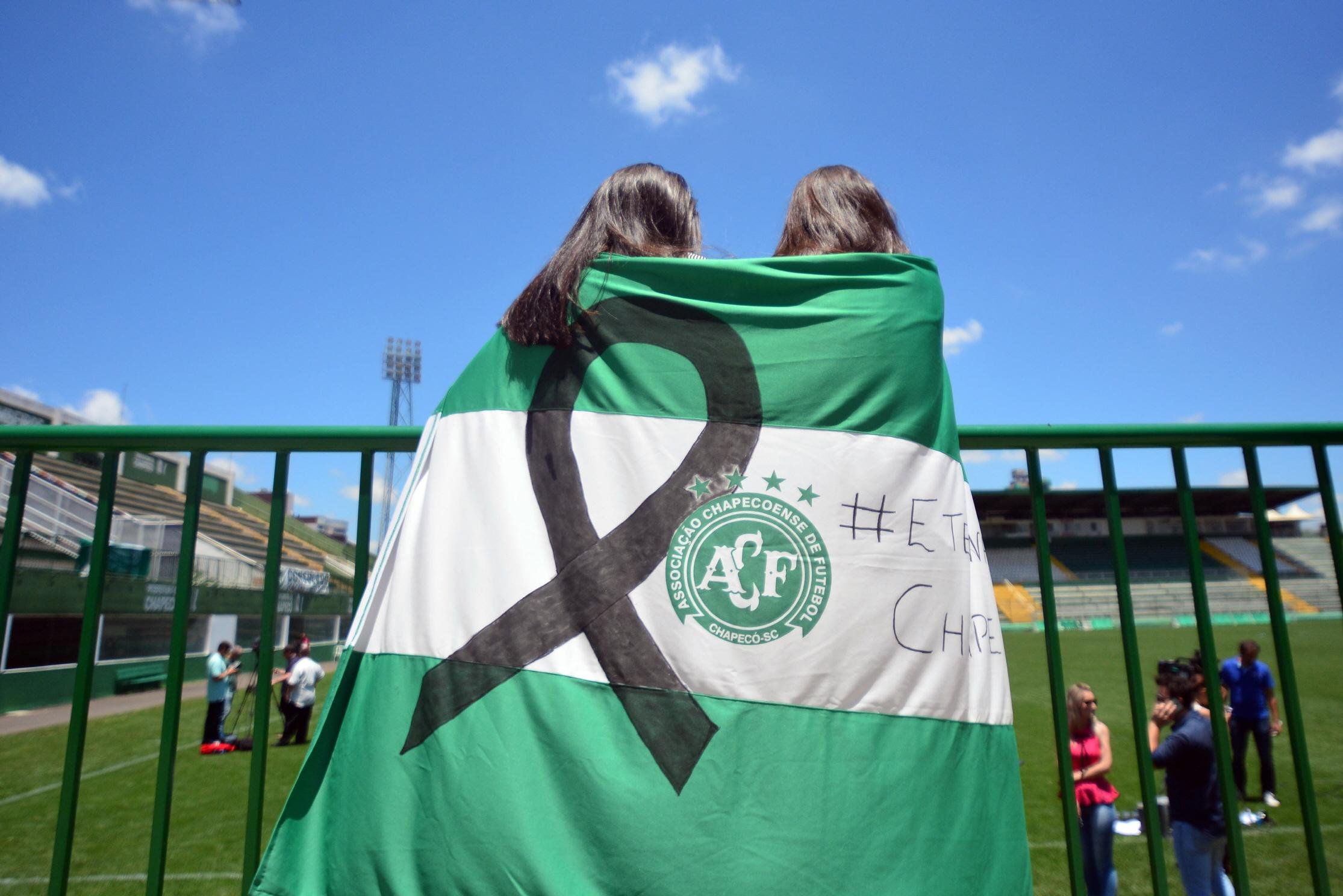 Chapecoense espera 100 mil pessoas no vel&oacute;rio coletivo